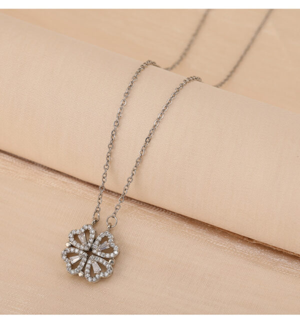 Variety Four-leaf Clover Non-fading Light Luxury Titanium Steel Necklace - Image 4